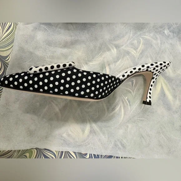 Manolo blahnik Size 5.5 Maysale Black & White Polka Dot Mule - Picture 8 of 8